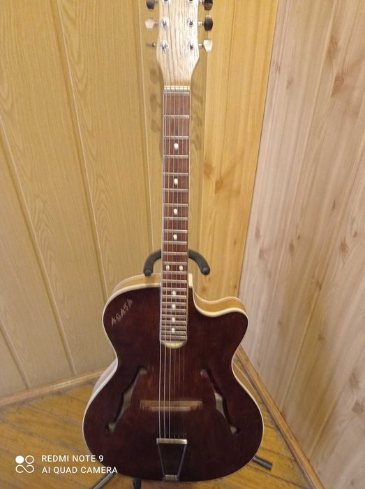 Gitara skrzypcowa Defil sprzedam zamienie