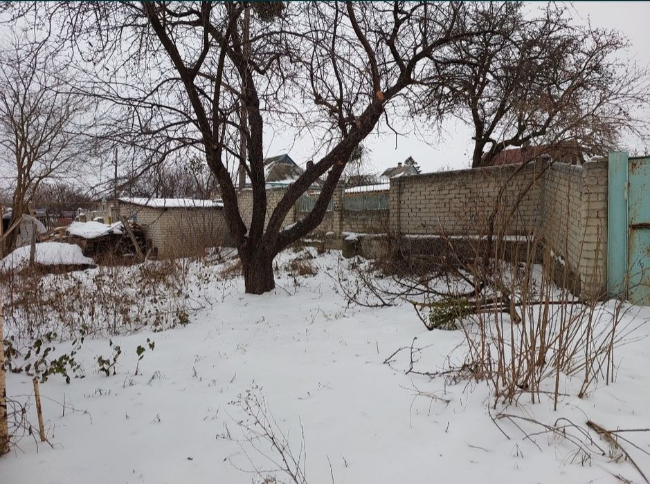 Продам домик под снос с земельный участком в Солоницевке(п.Пересечное)