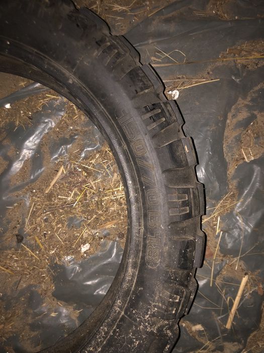 Продам мото резину р18