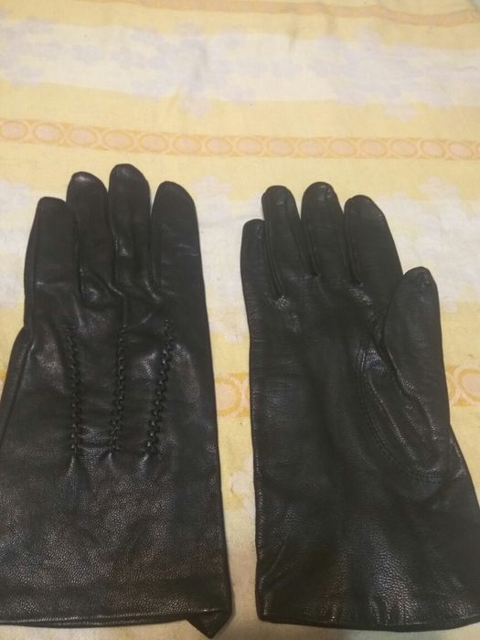 Перчатки, рукавички, варежки женские.