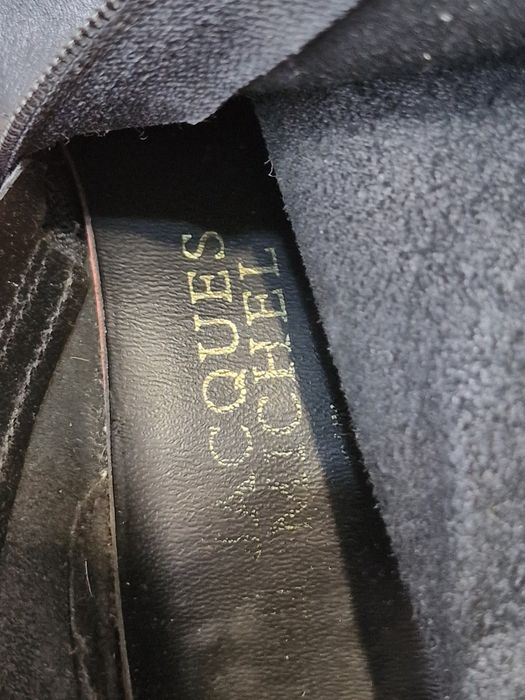 Чорні шкіряні жіночі ботильйони з гострим носком та високим каблуком