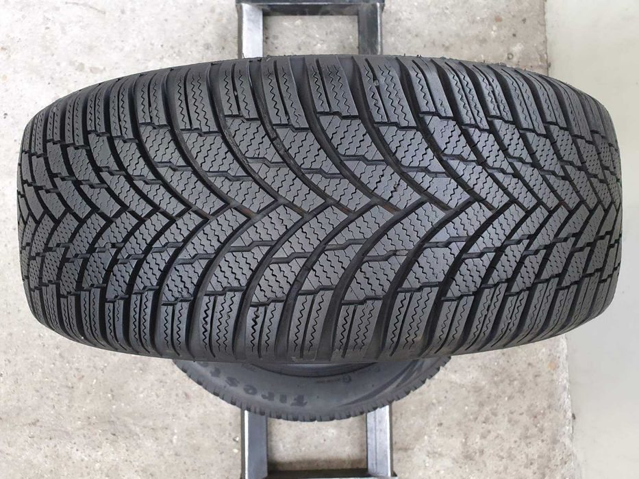 4x Firestone  Winterhawk 4 215/55r17   7,8mm