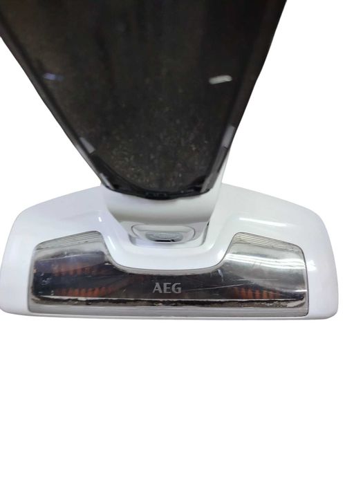 Odkurzacz pionowy akumulatorowy AEG CX7 Classic