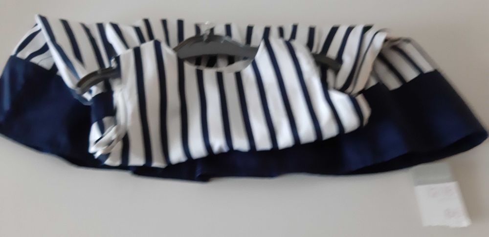 Vestidos novos - 18 meses e 2 anos