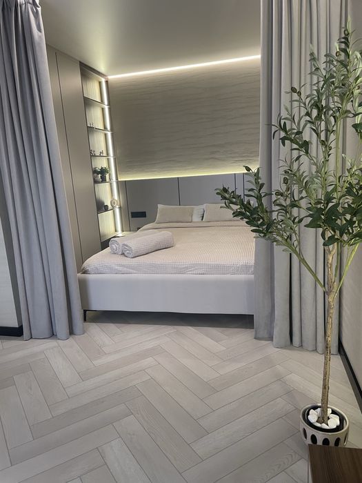 Апартаменти в новобудові для VIP-гостей в центрі.