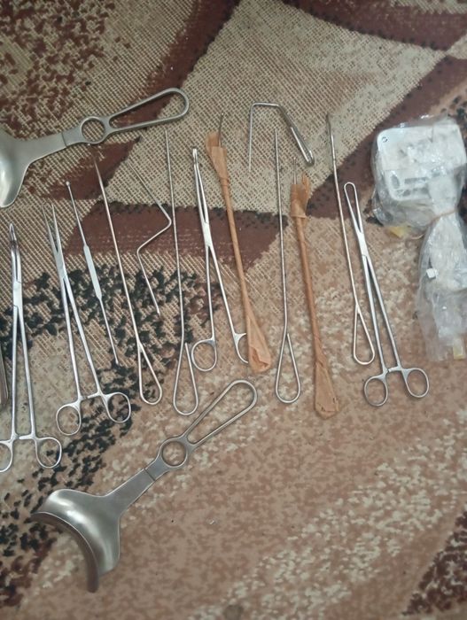 Продам медецинські інструменти