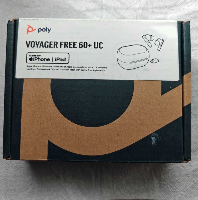 Навушники Poly Voyager Free 60+ UC