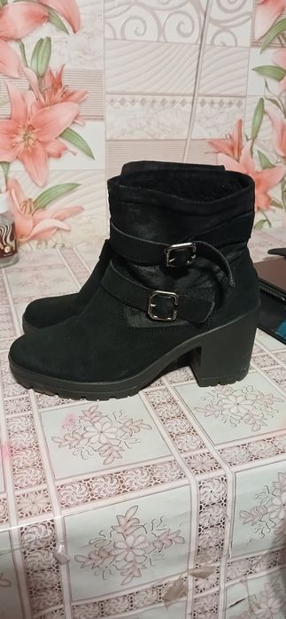 Ботінки зимові 38р