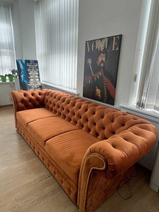 Продам гарний відновлений диван