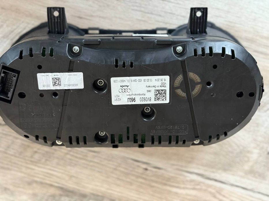 Приборная панель Ауди А3