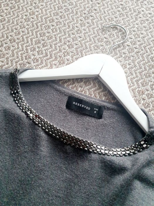 Sweterek ze zdobieniem Reserved S/36