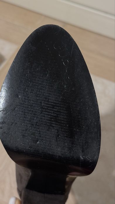 Ботинки чулки GUESS