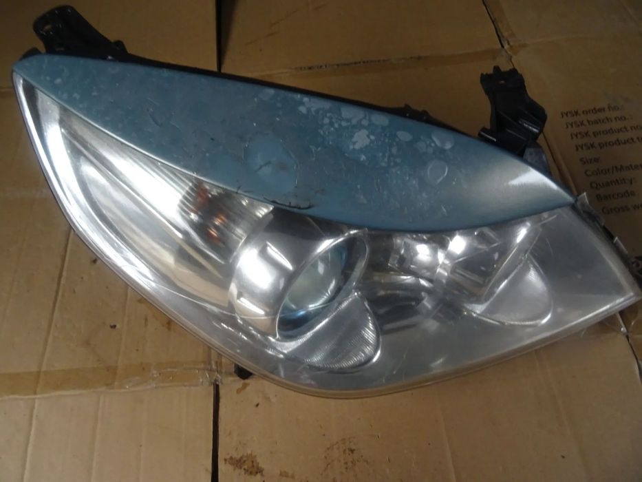 Lampa Opel Vectra C xenon prawy przód (13170933)