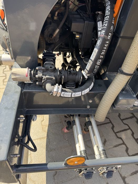 Polewarka solarka stratos  schmidt csp 1000 l stratos nido streu salt