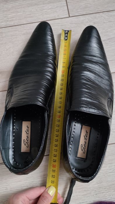 Чоловічі шкіряні туфлі