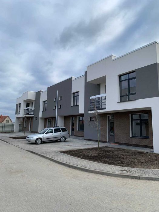 Продаж сучасного котеджу с. Лісопотік