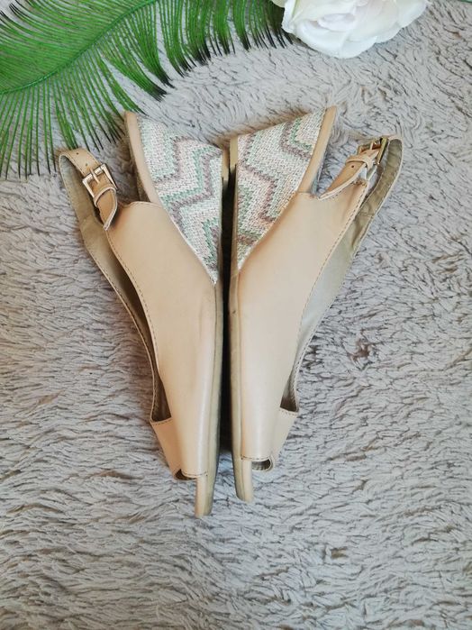 Piękne sandałki na koturnie Emilio Luca rozm. 39