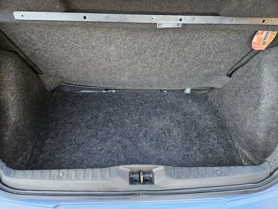 Nissan micra автомат