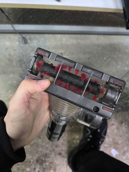 Пилосос Dyson сірий