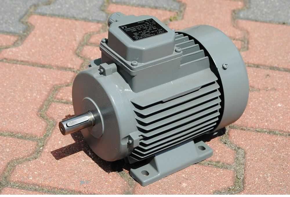 Silnik elektryczny 0.75kw. 1400obr./min.. Atb