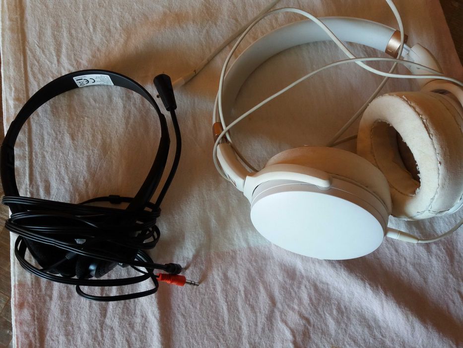 rádios despertadores auscultadores máquina fotográfica leitores DVD