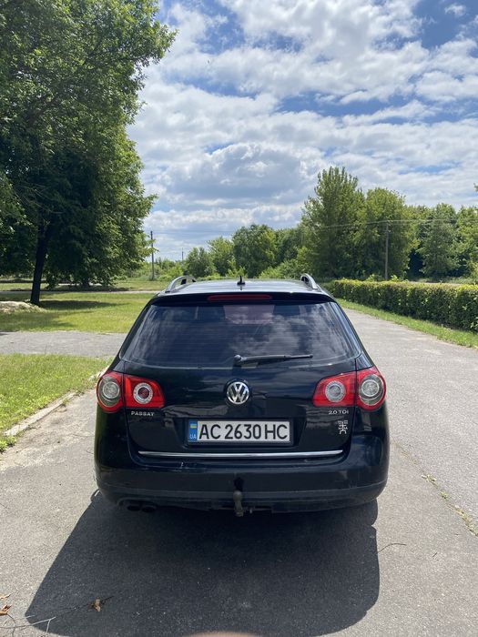 Pasat b6 чорний колір
