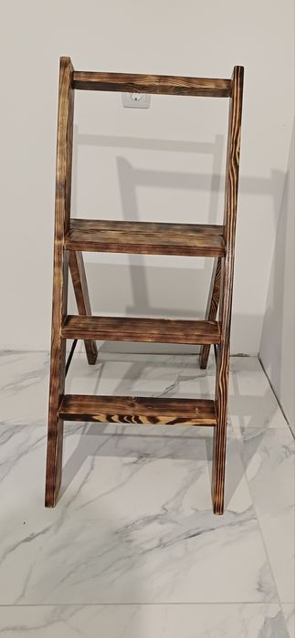 Розкладна драбина дерев'янна