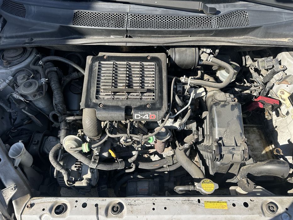 Toyota yaris 1 1.4 d4d 2002 w calosci na czesci