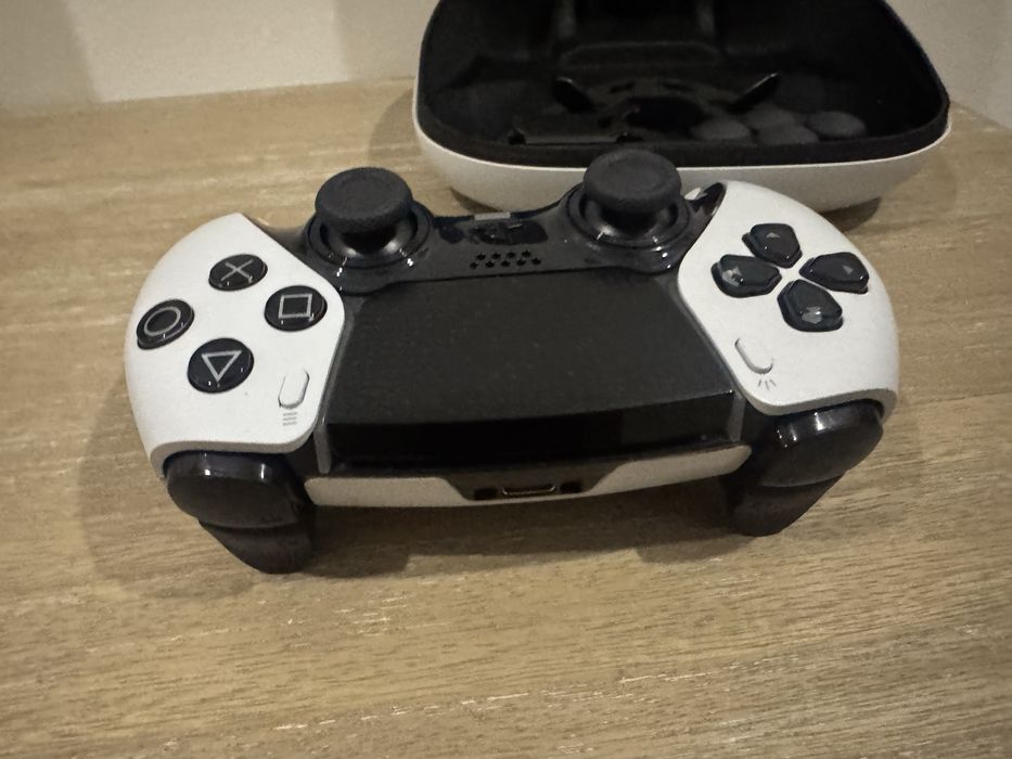 Comando Dualsense edge ps5 . . .
