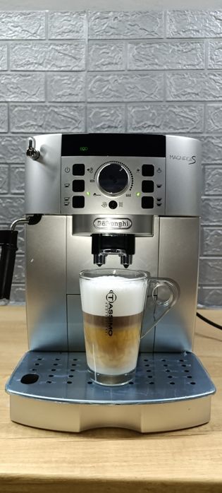 Delonghi Magnifica S ECAM  22.110.SB гар.6міс
