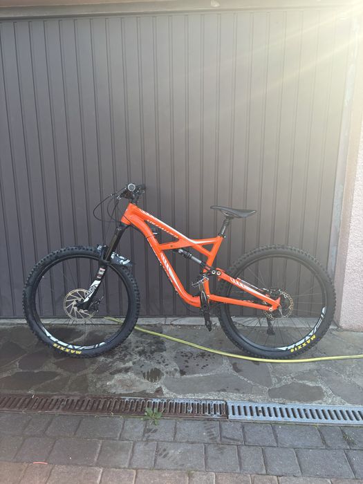 Specialized Enduro Comp 27.5 | RockShox Pike | Fox Float | SRAM