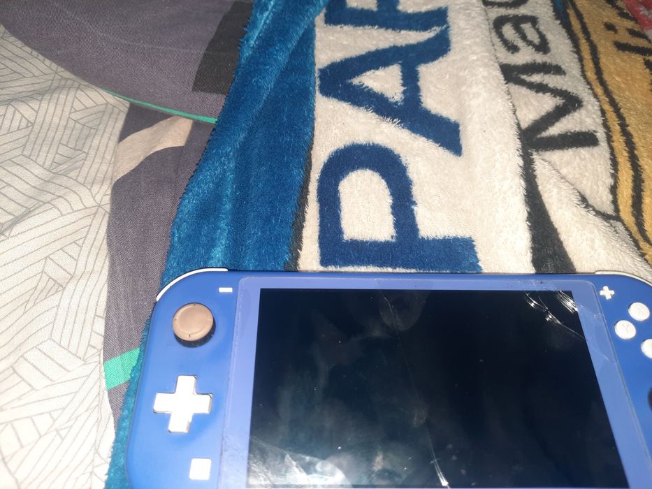 Продам nintendo switch lite+30 ігор