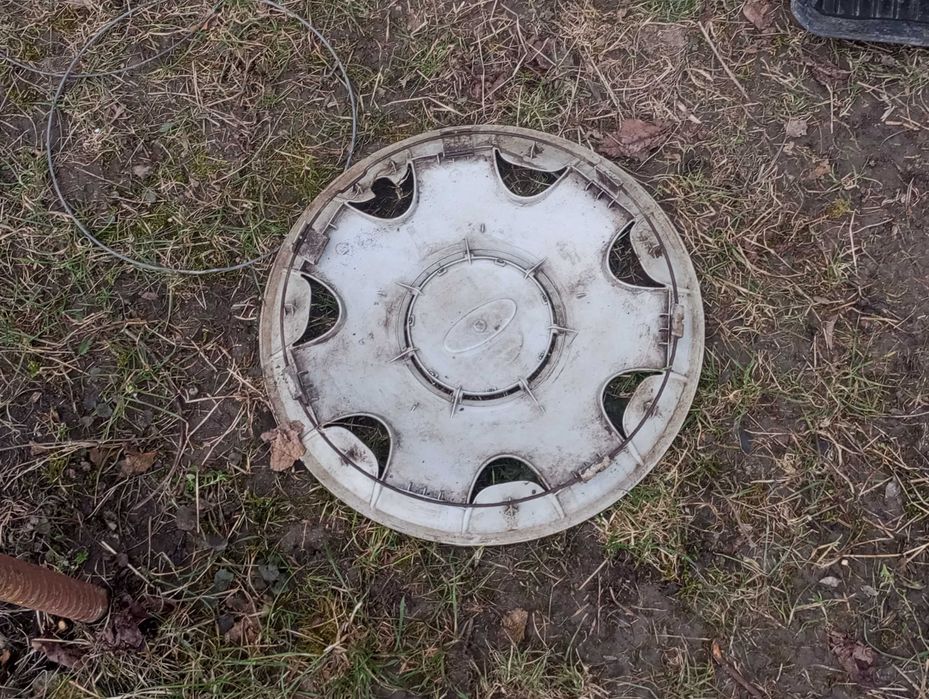 Продам ковпаки  писати в лс