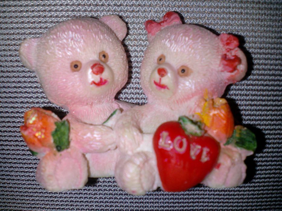 Подарок сувенир Статуэтка Влюблённые мишки