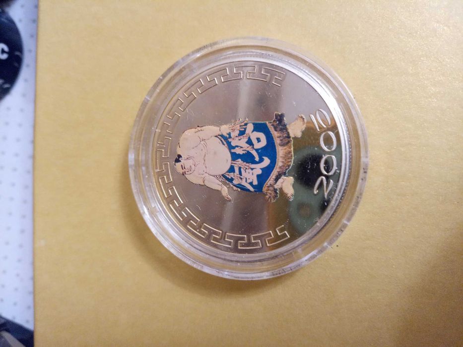 Срібні монети  .