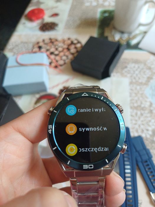 Sprzedam Nowy meski zegarek smartwatch