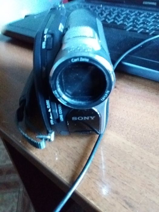 Видеокамера SONY HANDYCAM 5.1CH