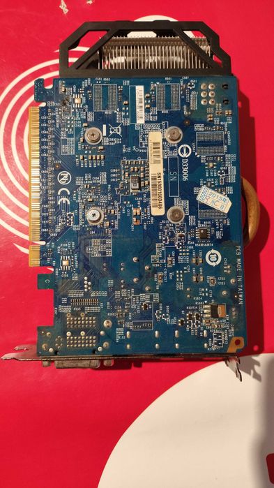 Відеокарта Gigabyte gtx 750 ti windforce 2x oc 2gb під ремонт