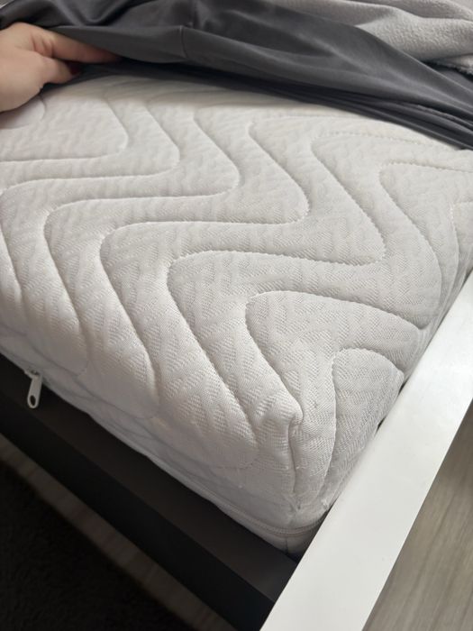 Łóżko młodzieżowe 90x200 - Kolekcja Graphic (Black Red White)