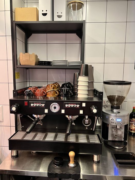 Кавоварка la marzocco linea