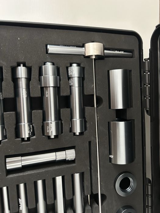 zestaw pras do łożysk rowerowych