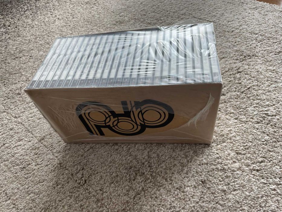 Amiga CD32/ CDTV Games & Goodies 2 x CD