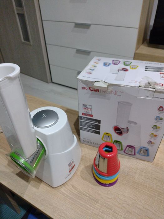 Elektryczna szatkownica / krajalnica do warzyw CLATRONIC