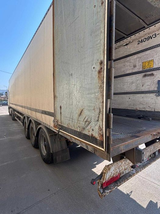 Naczepa skrzynia / magazyn