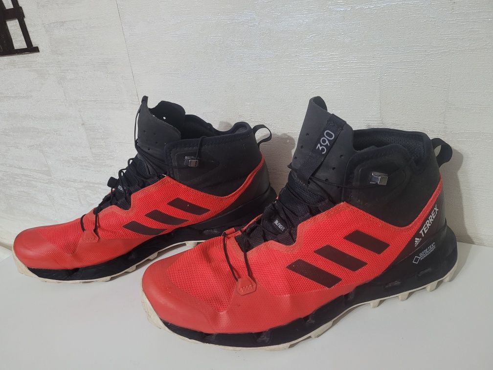 Adidas terrex 390 42 5 1 000 Olx