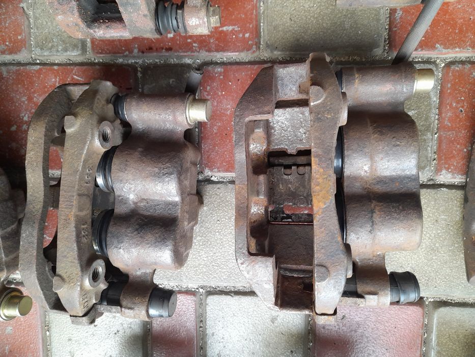 Супорта форд транзит 1992-2010року.