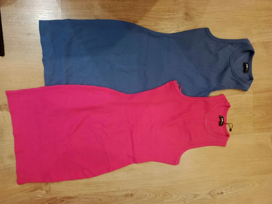 Sukienki mini dopasowane