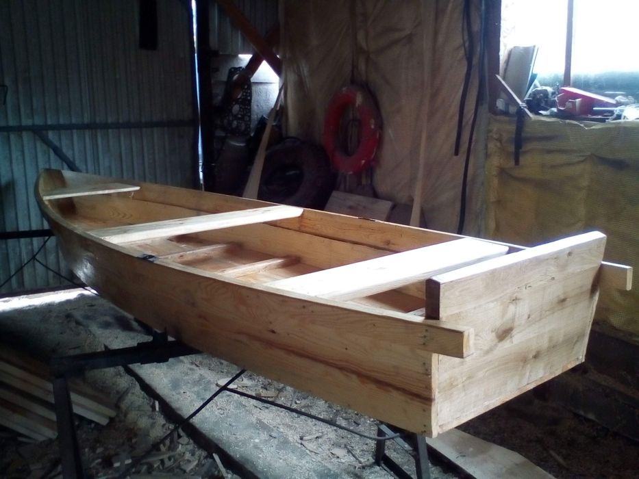 Човен прогулочний, рибальський