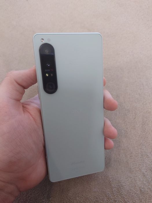 Білий Sony Xperia 1 IV SO-51C 12/256ГБ