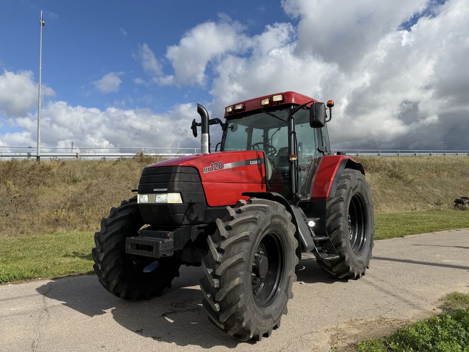 Ciagnik rolniczy Case MX 120